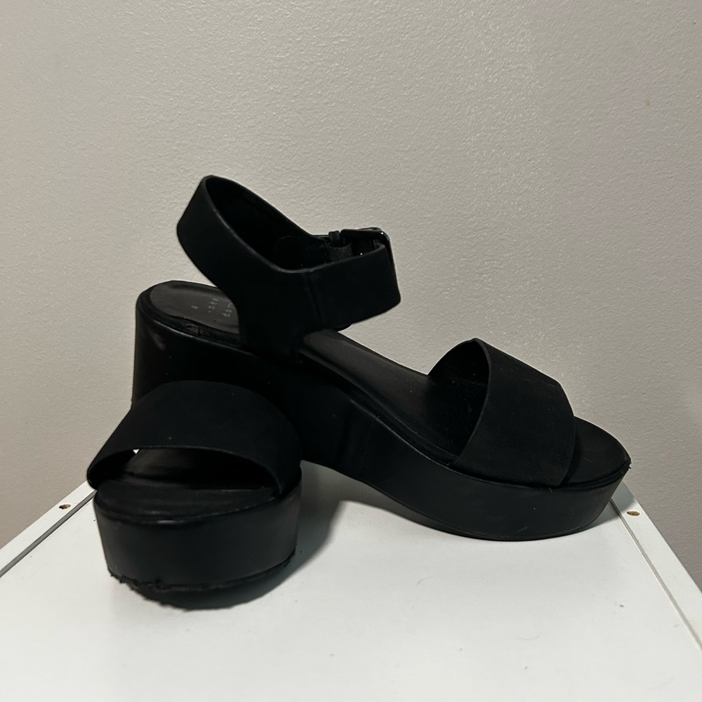 Women's Black Platform Sandals